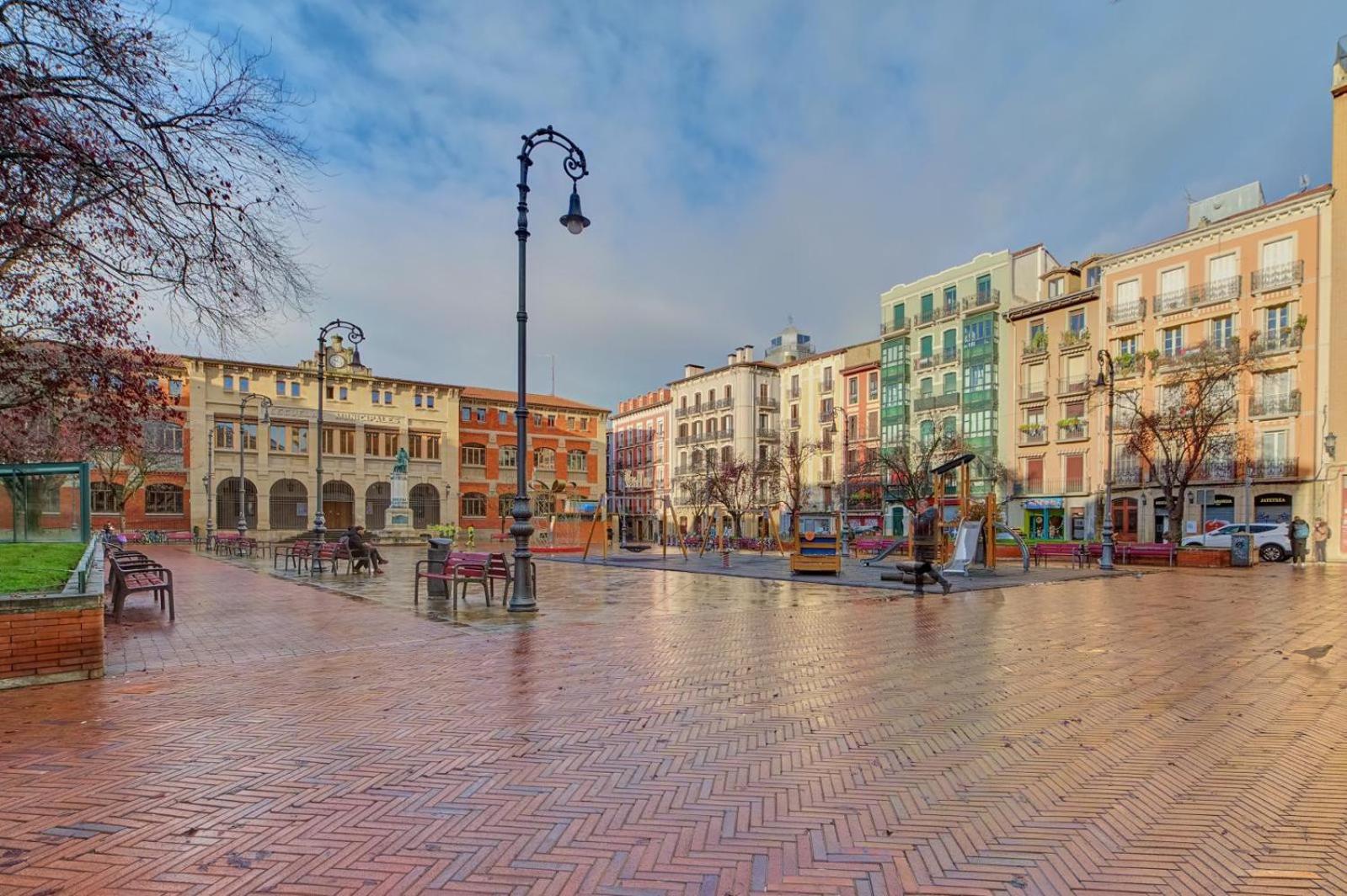 Ferienwohnung Apartamento Boutique Centro Zapateria 45 Pamplona Exterior foto