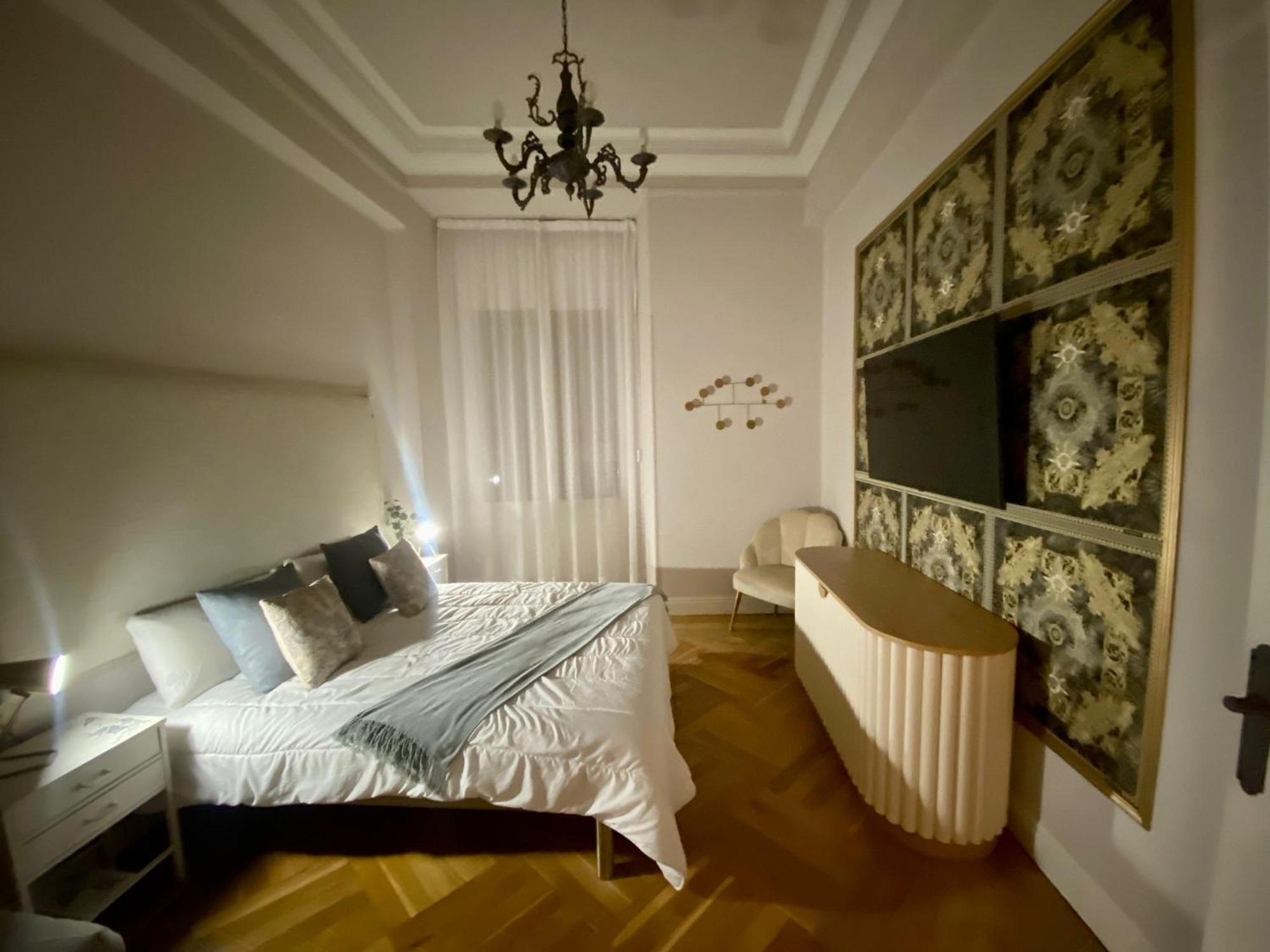 Ferienwohnung Apartamento Boutique Centro Zapateria 45 Pamplona Exterior foto