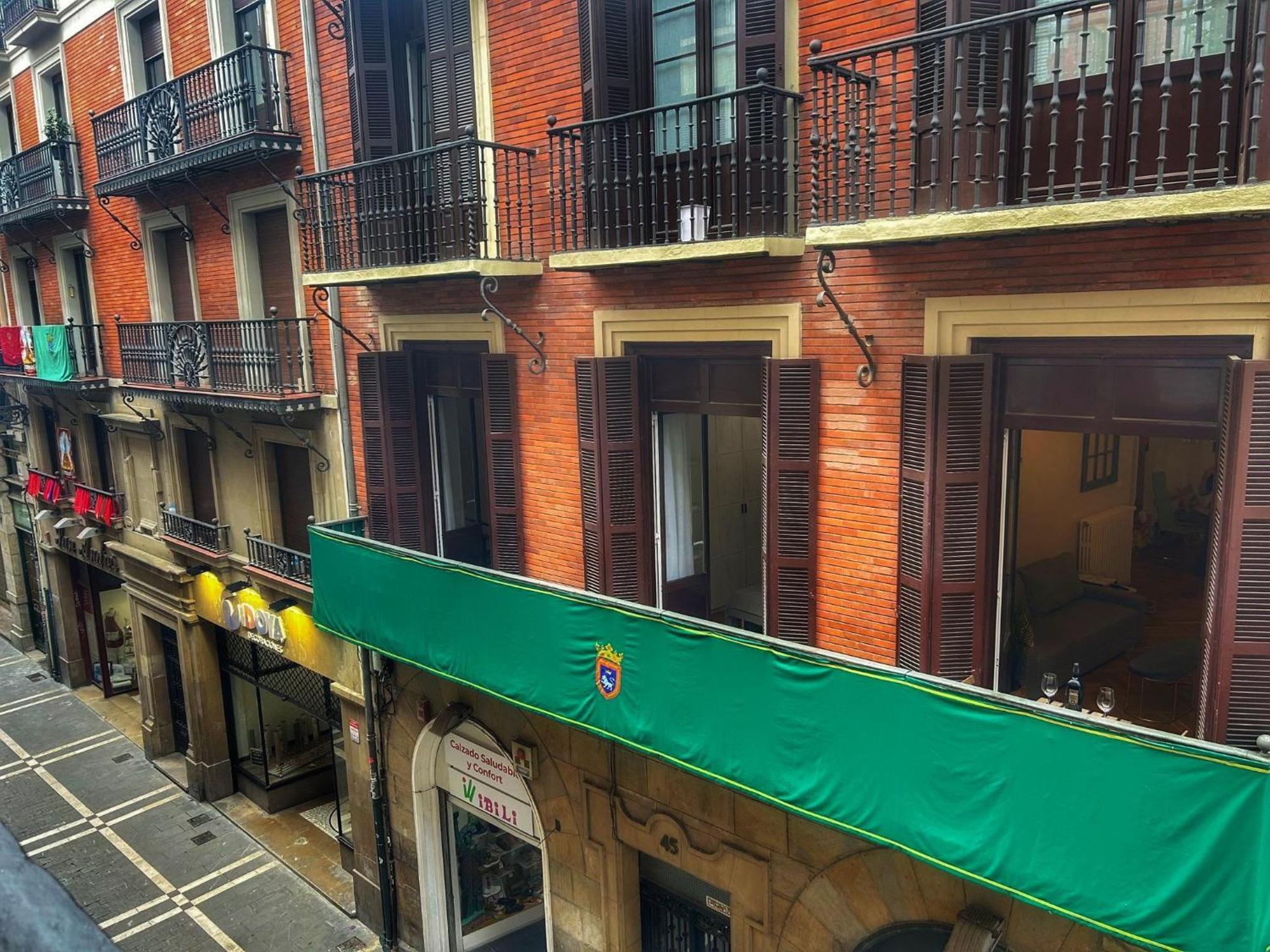 Ferienwohnung Apartamento Boutique Centro Zapateria 45 Pamplona Exterior foto