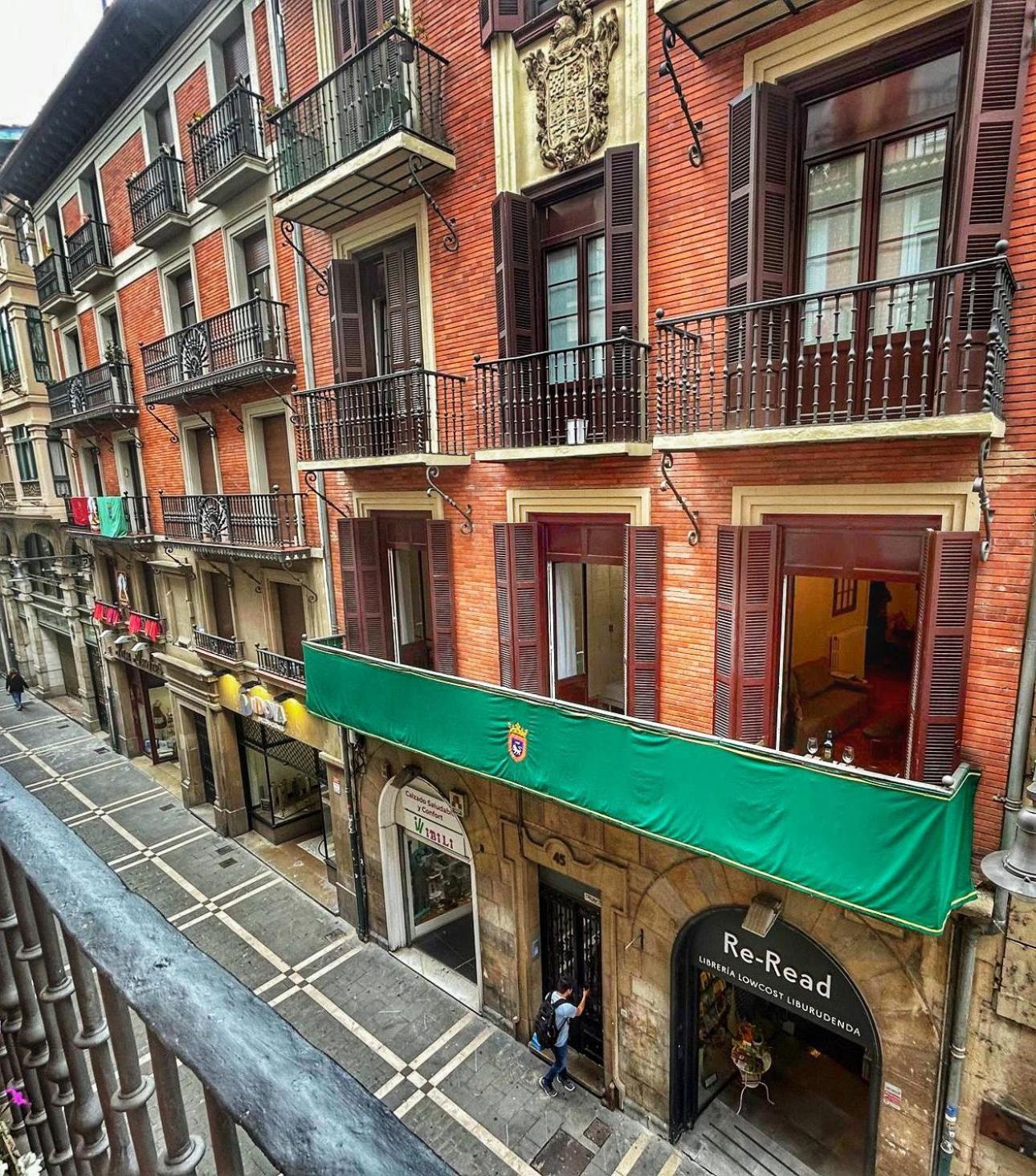 Ferienwohnung Apartamento Boutique Centro Zapateria 45 Pamplona Exterior foto